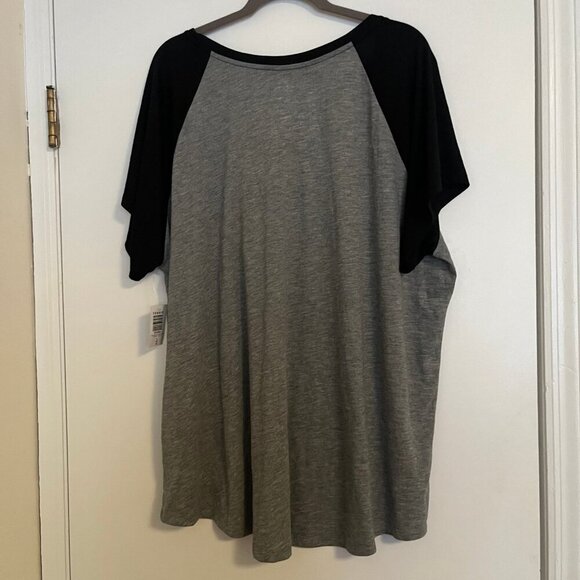 Torrid Size 4 Baseball Mom Raglan Tee NWT - Picture 5 of 7